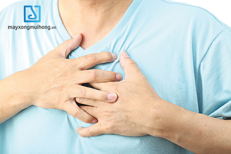 Khó thở là triệu chứng hàng đầu của bệnh xẹp phổi