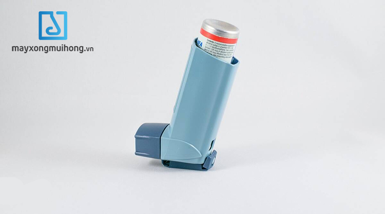 Sử dụng ống hít đo liều lượng do hơi thở kích hoạt