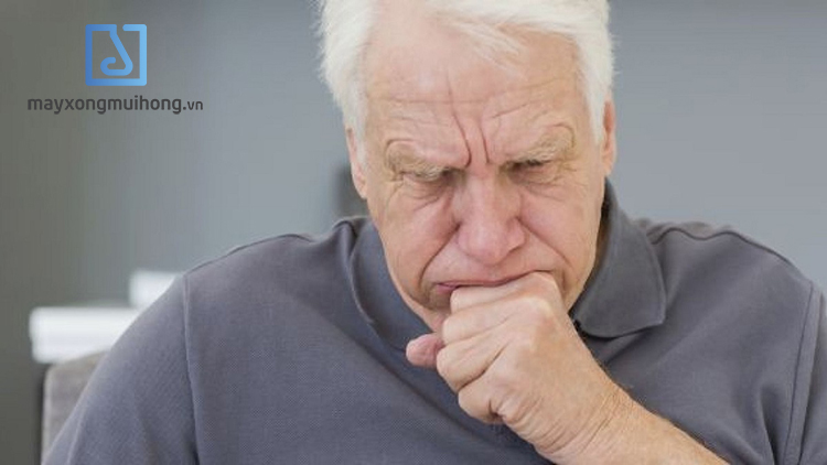 Khó thở và ho khan là triệu chứng phổ biến của bệnh xơ phổi